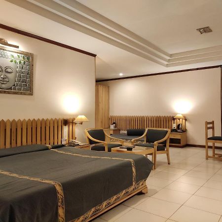 Shingar Regency Hotell Manāli Eksteriør bilde