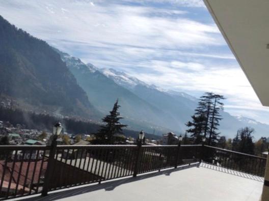 Shingar Regency Hotell Manāli Eksteriør bilde
