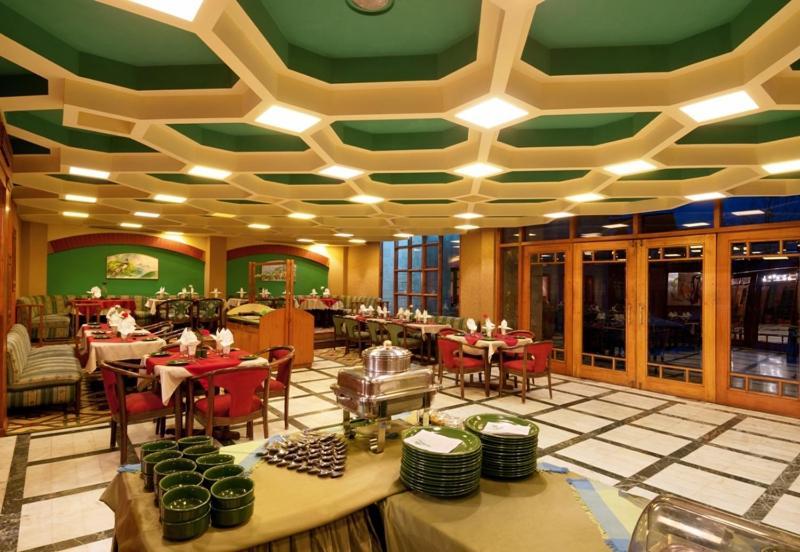 Shingar Regency Hotell Manāli Eksteriør bilde