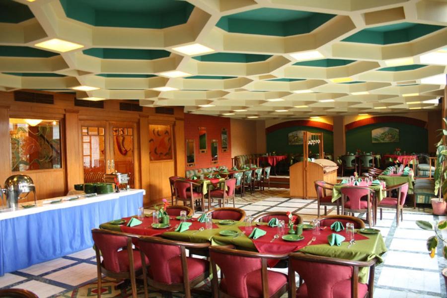 Shingar Regency Hotell Manāli Eksteriør bilde