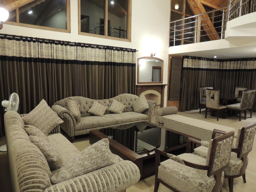 Shingar Regency Hotell Manāli Eksteriør bilde