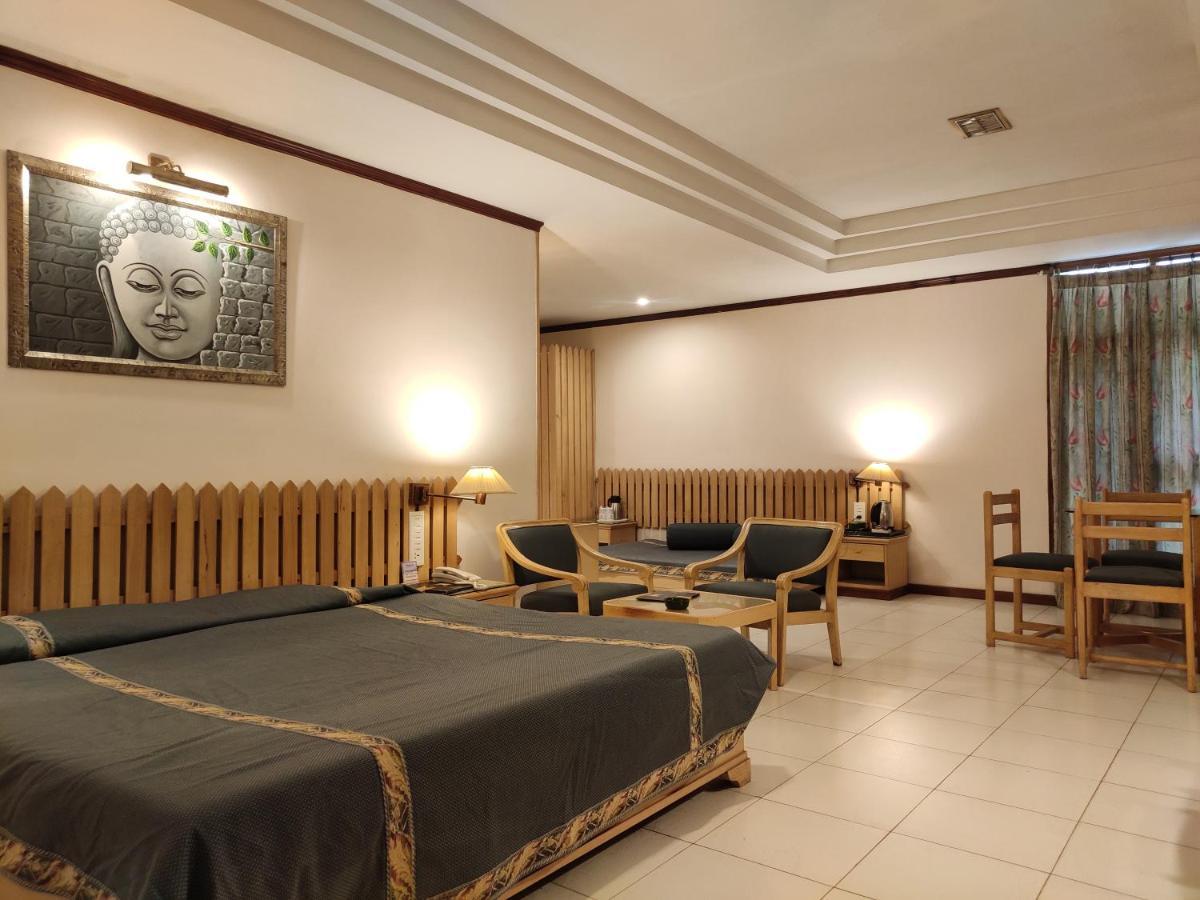 Shingar Regency Hotell Manāli Eksteriør bilde